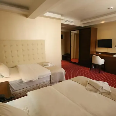 Orbis Design & Ξενοδοχείο 4*