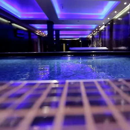 Orbis Design & Ξενοδοχείο 4*