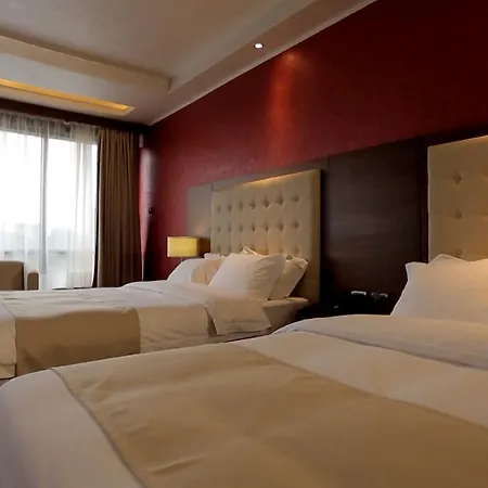 Orbis Design & Ξενοδοχείο Paraćin